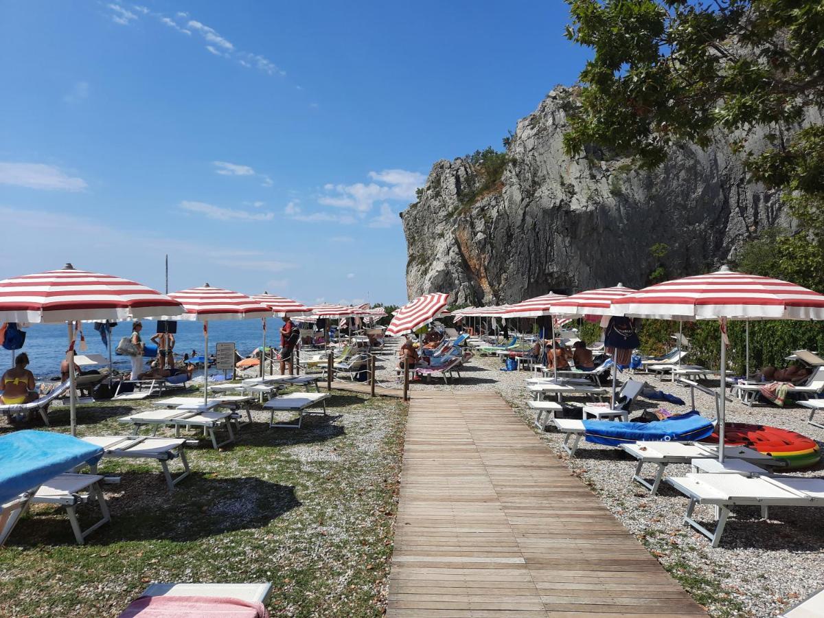 Agriturismo Ai Tre Sentieri Ауризина Экстерьер фото